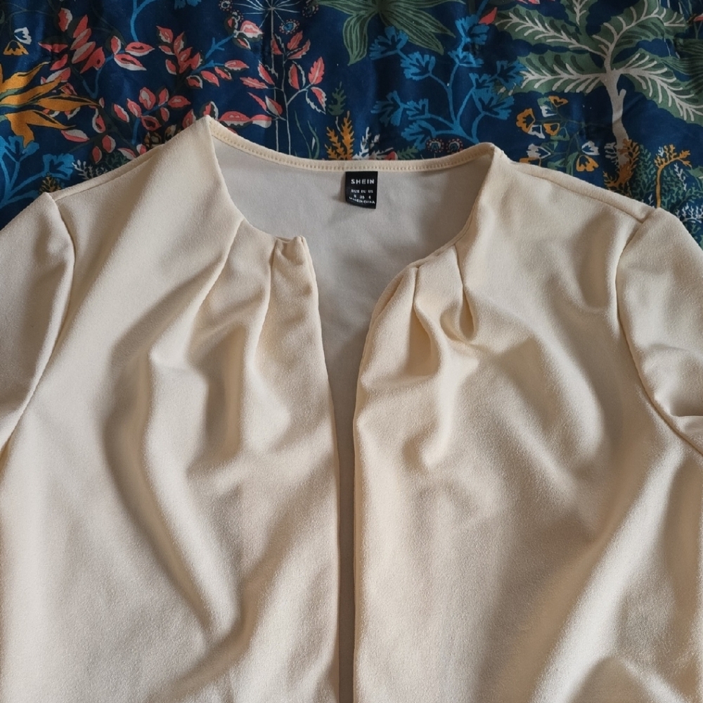 SHEIN Cream Women's Blazer
